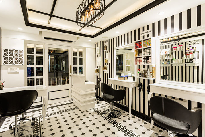 black-and-white-flooring-there-she-glows-sumesshmenonassociates-indiaartndesign